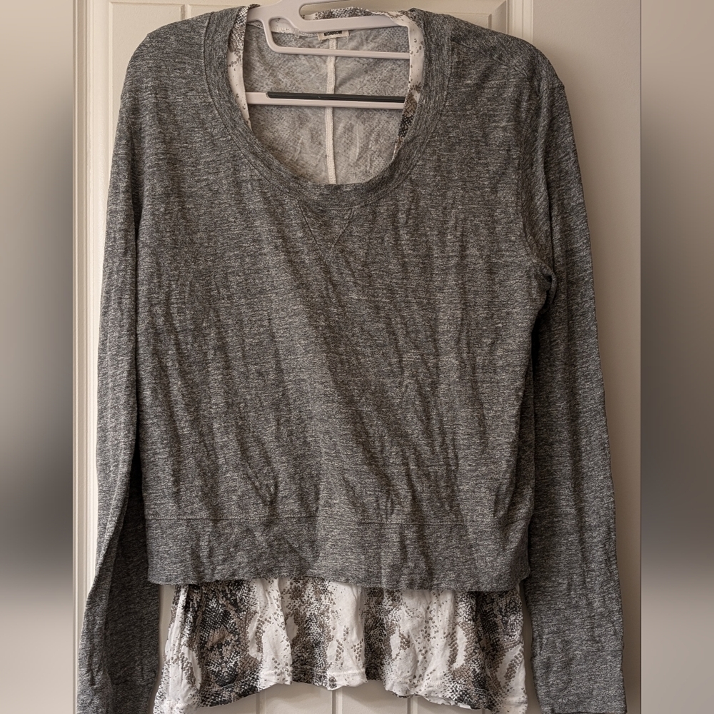 NWOT Monrow long sleeve gray animal print bottom top SMALL